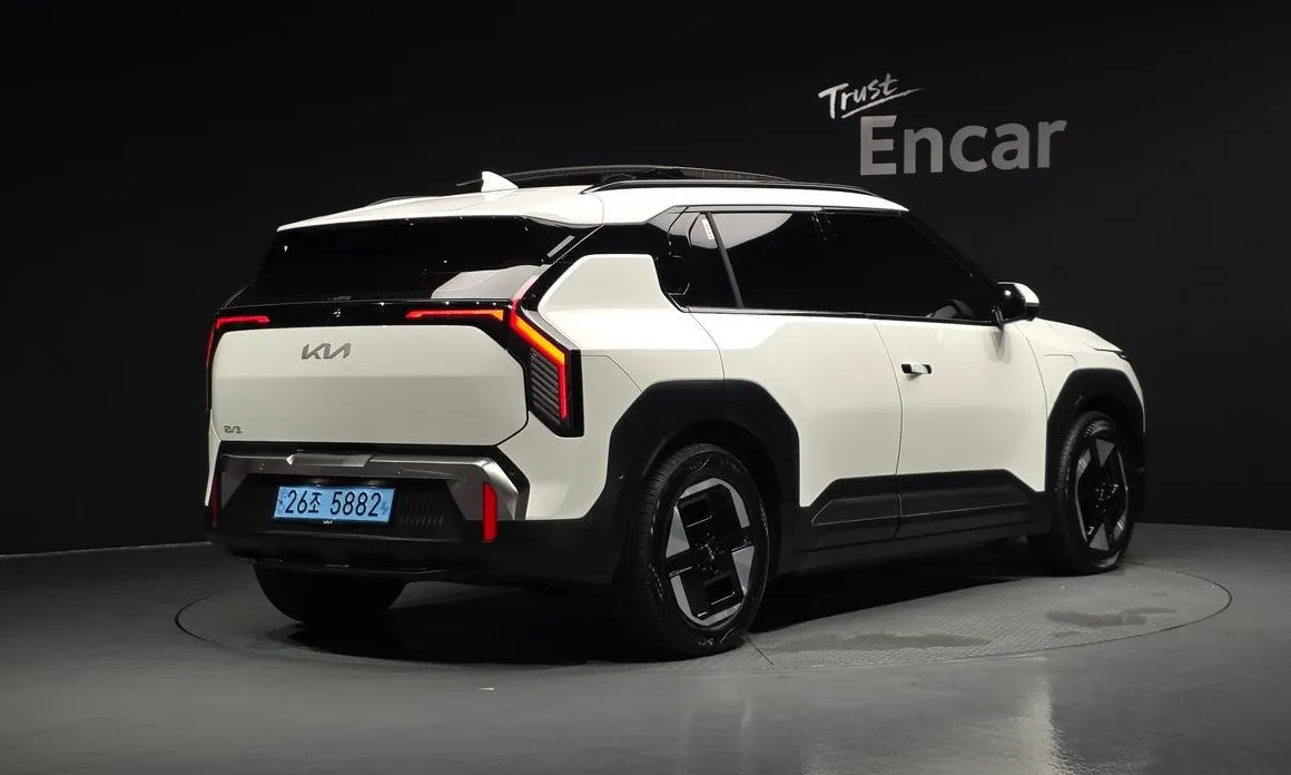 Kia EV3 — фото 2