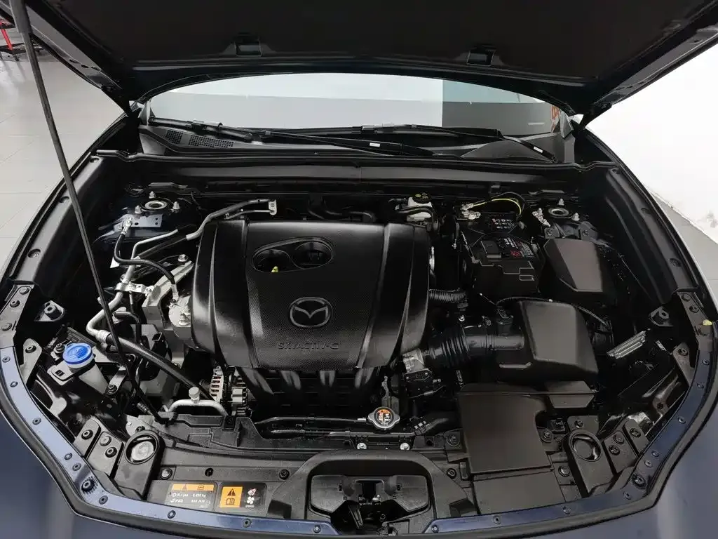 Mazda CX-30 — фото 10