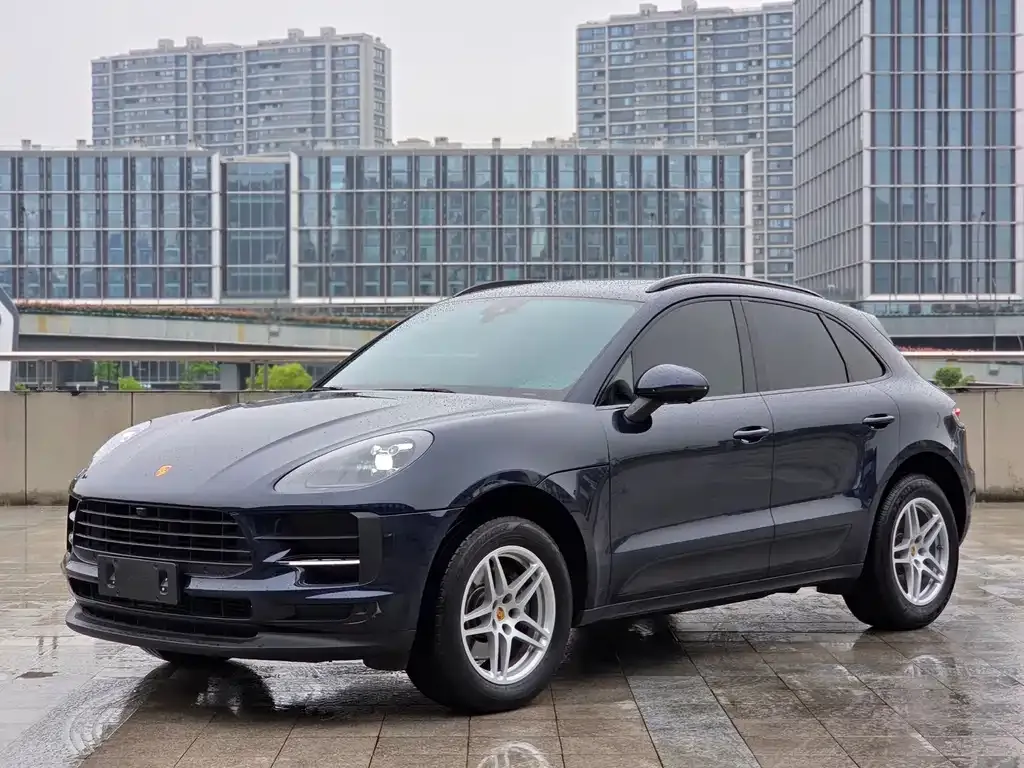 Porsche Macan — фото 1