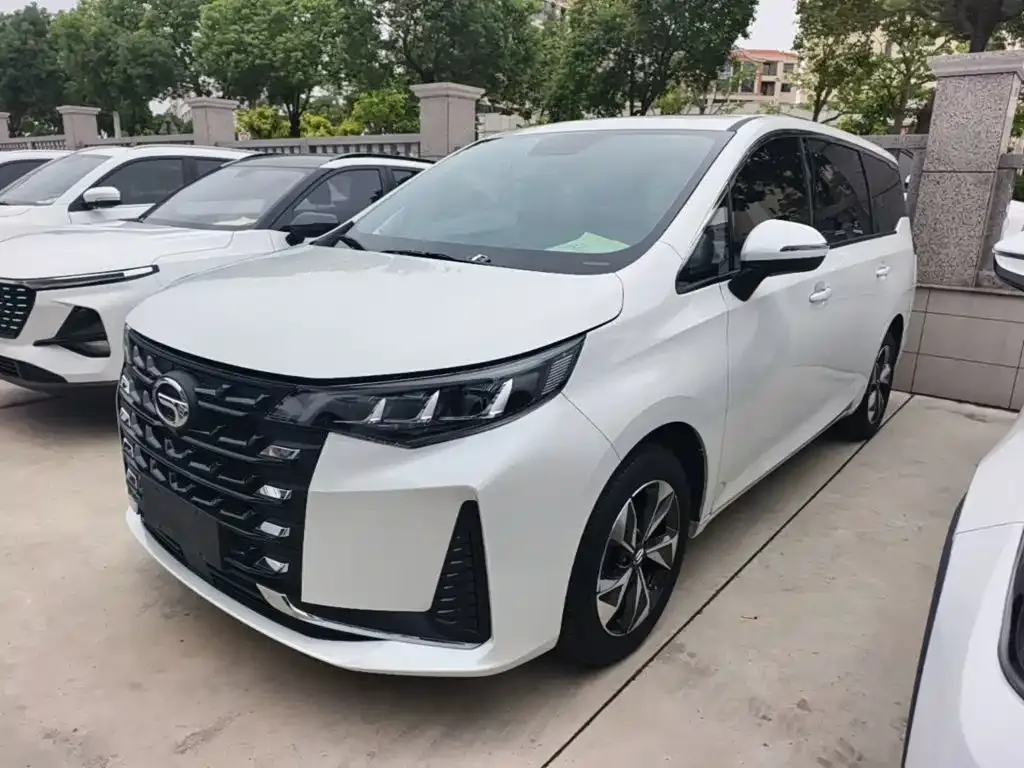 GAC Motor Trumpchi M6 — фото 2