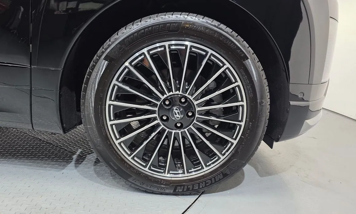 Hyundai Ioniq9 — фото 10