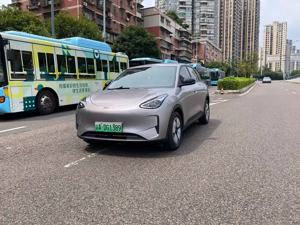 Geely Starburst — фото 1
