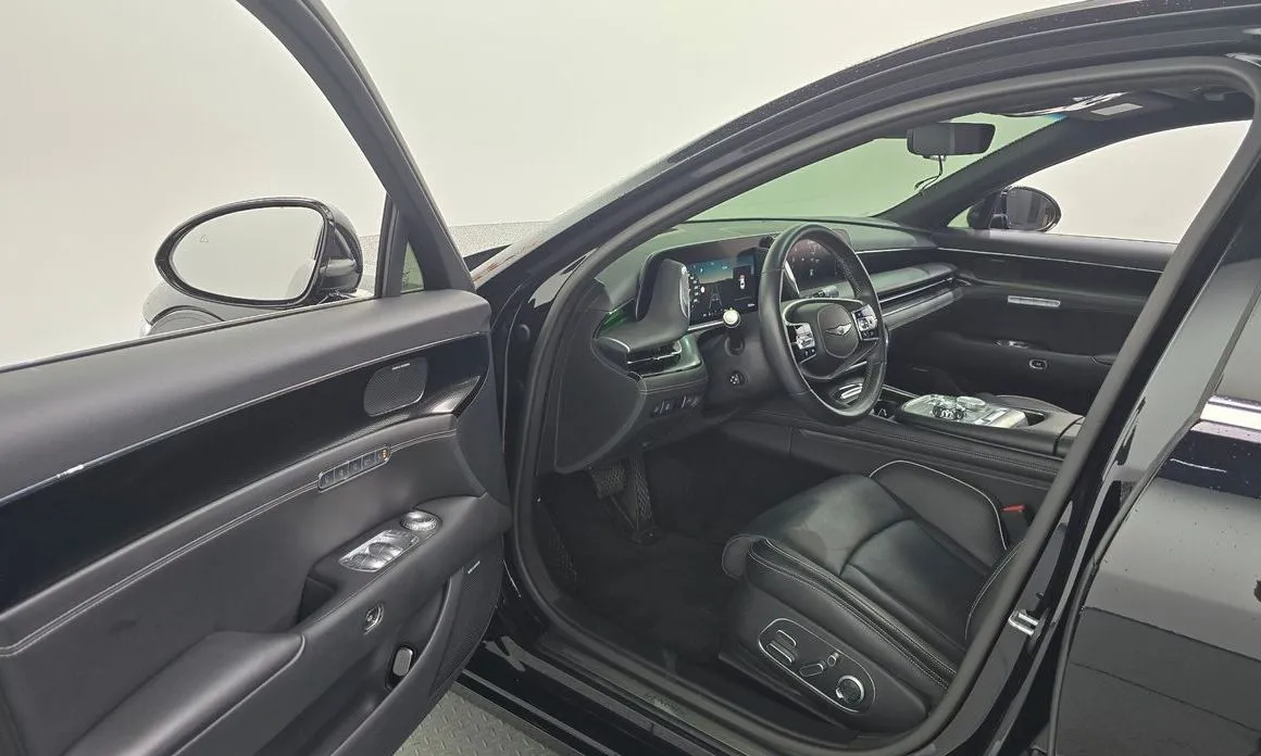 Genesis G90 — фото 10