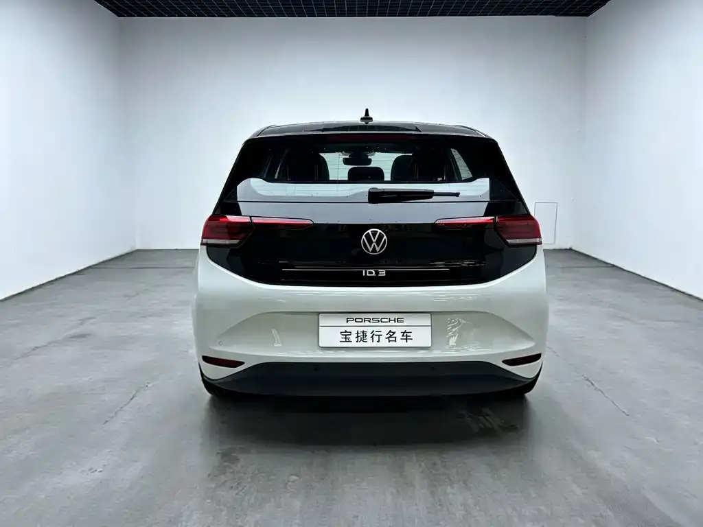 Volkswagen ID.3 — фото 7