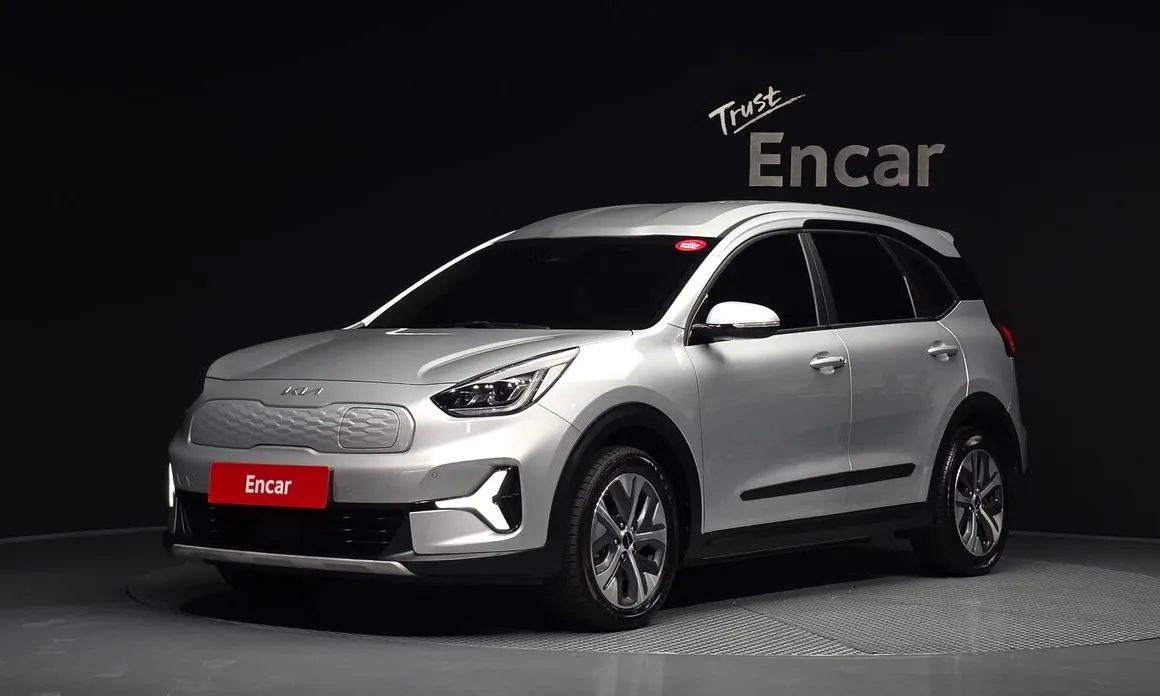 Kia Niro — фото 1