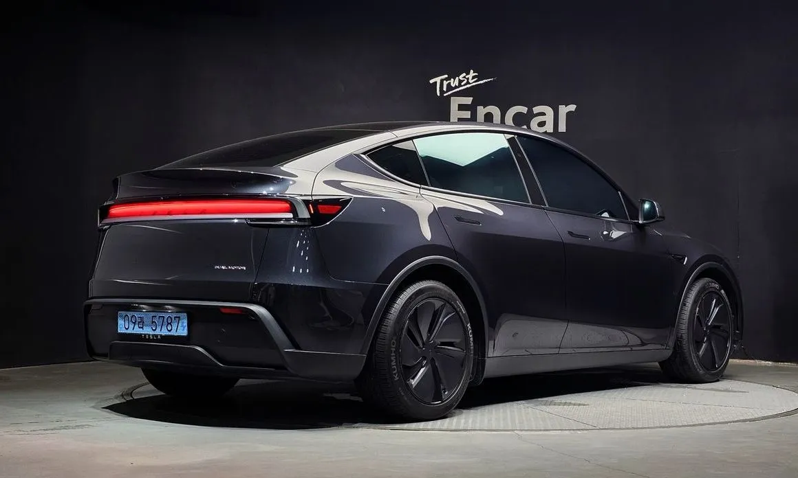 Tesla Model Y — фото 4