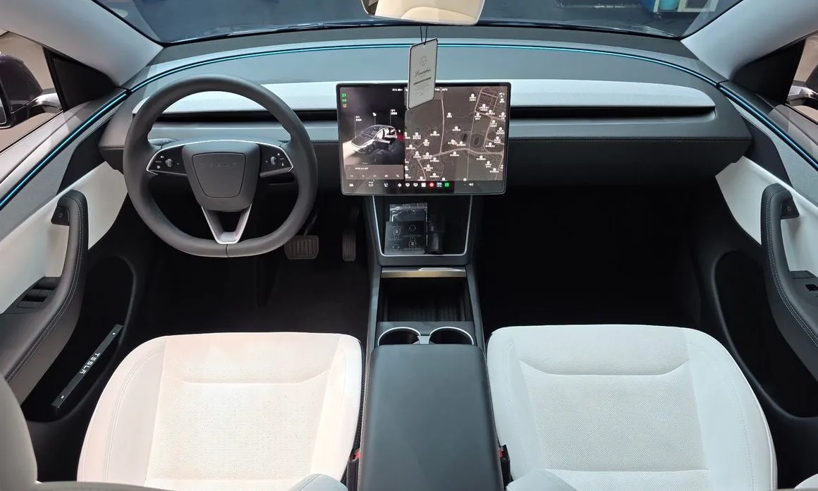 Tesla Model Y — фото 6