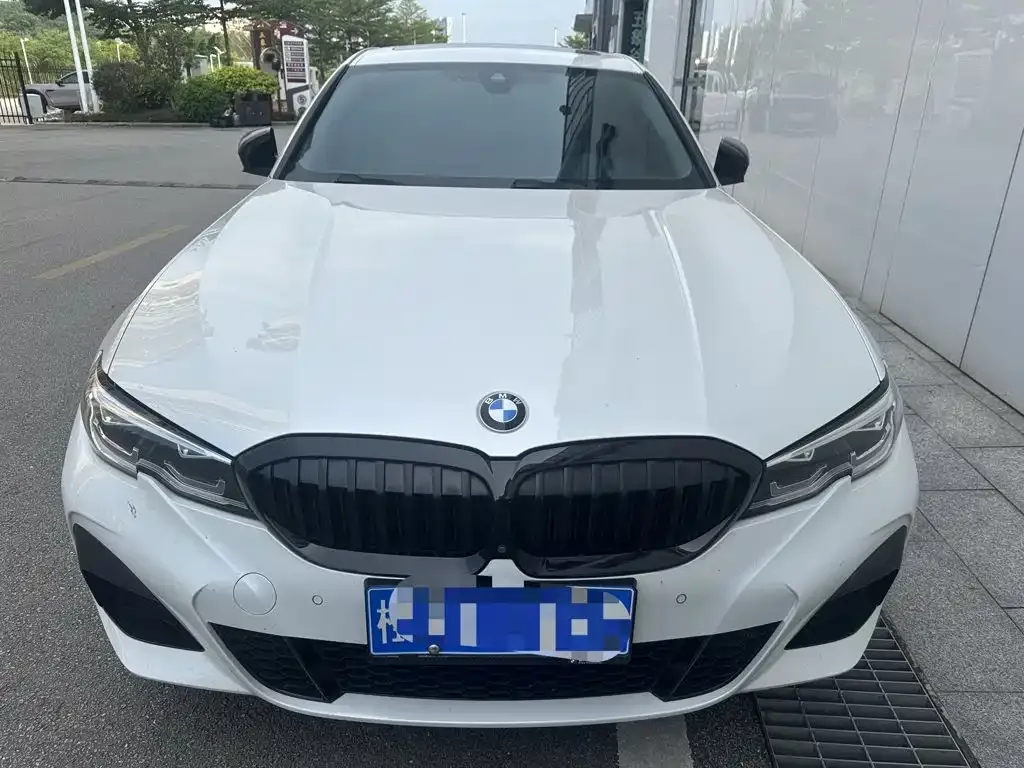 BMW 3 Series — фото 1