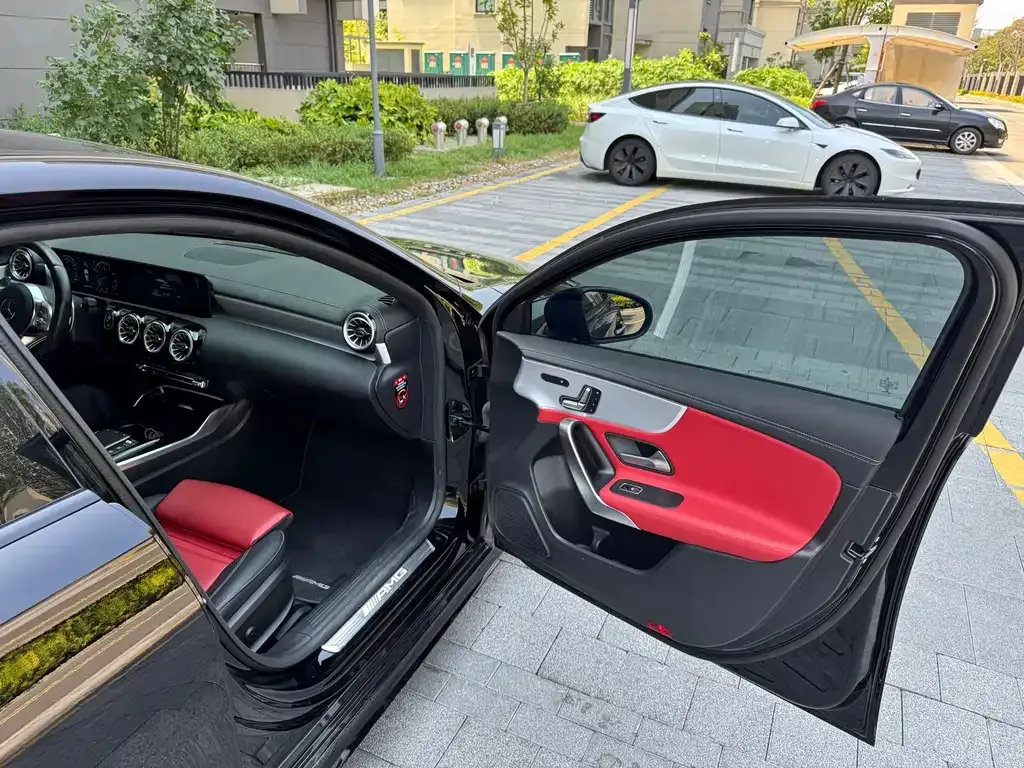 Mercedes-Benz A-Class AMG — фото 7