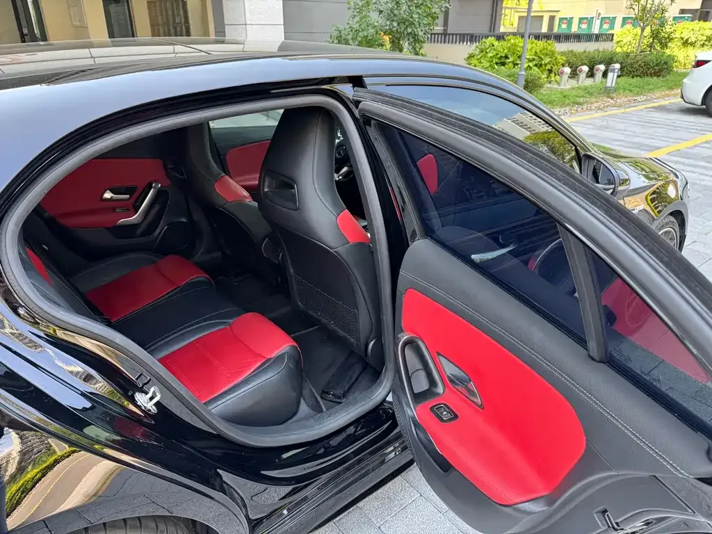 Mercedes-Benz A-Class AMG — фото 3