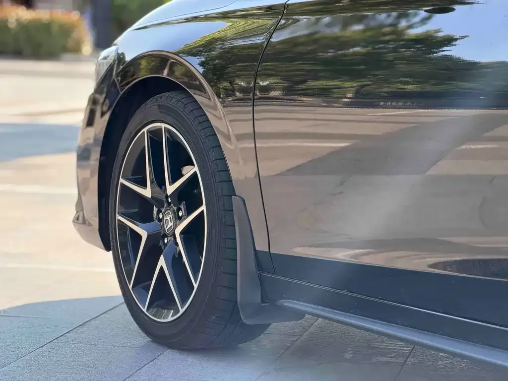 Honda Civic — фото 10