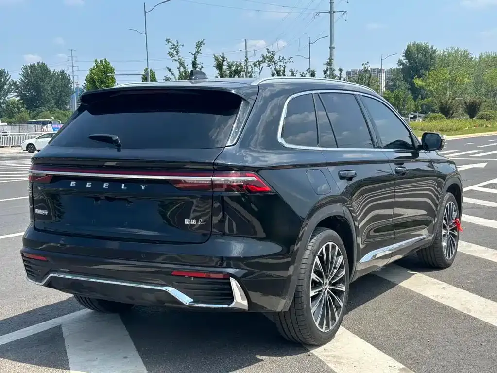 Geely Xingyue L — фото 9