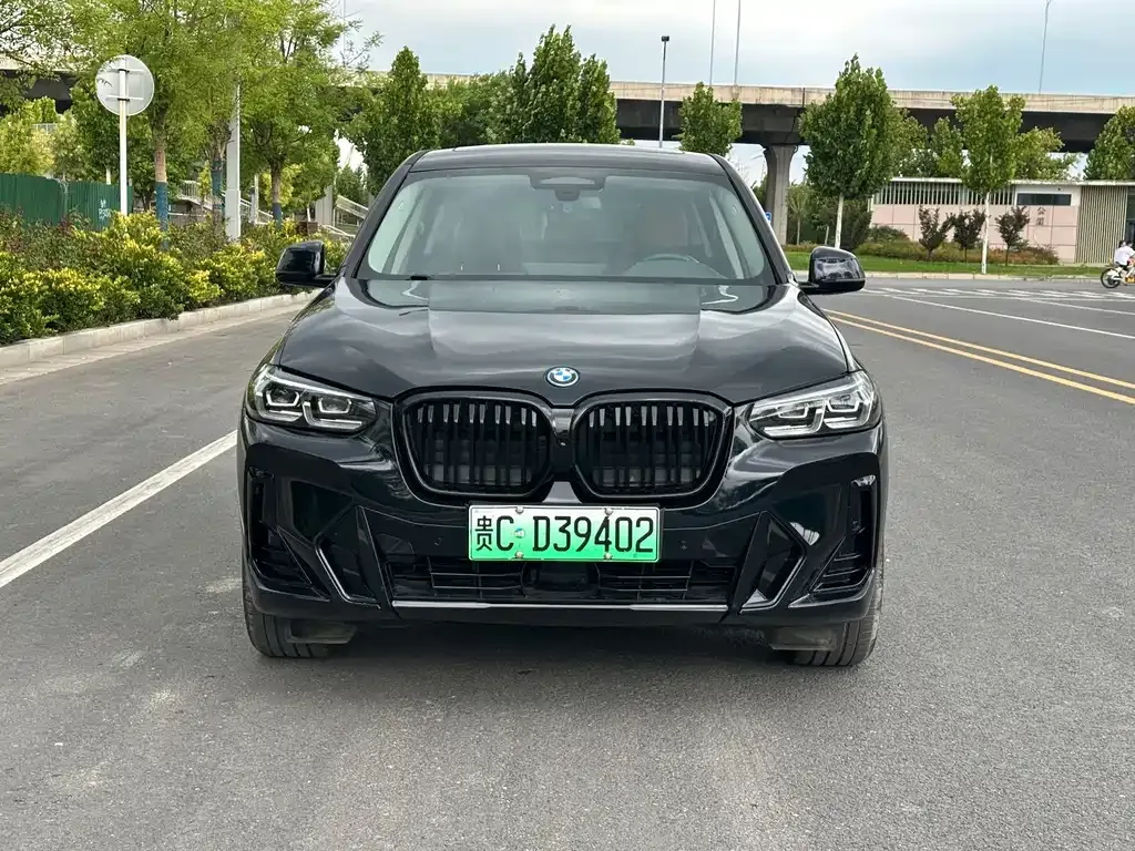 BMW iX3 — фото 9