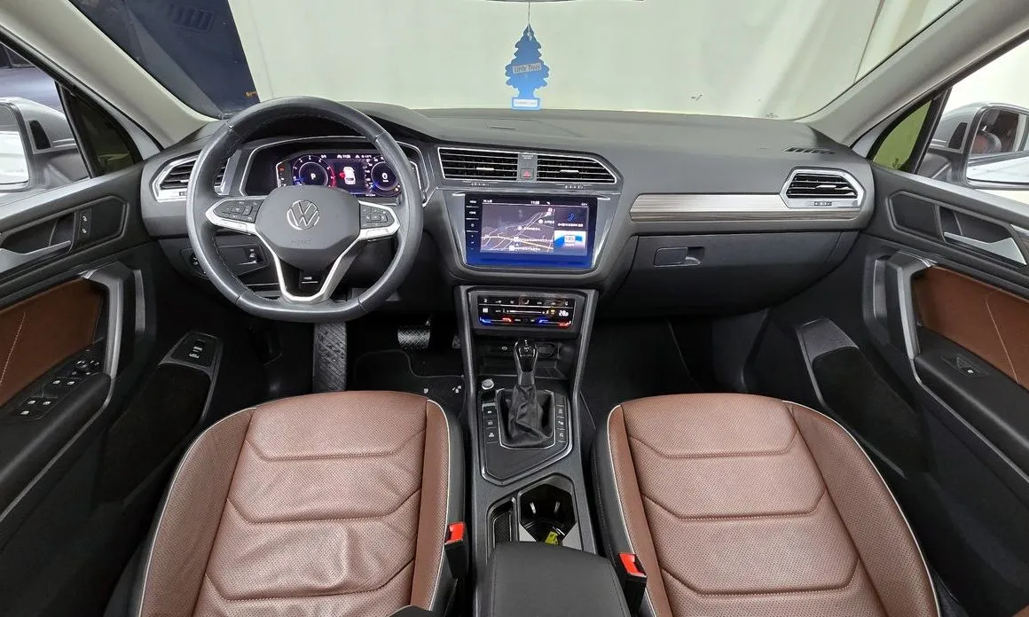 Volkswagen Tiguan — фото 2