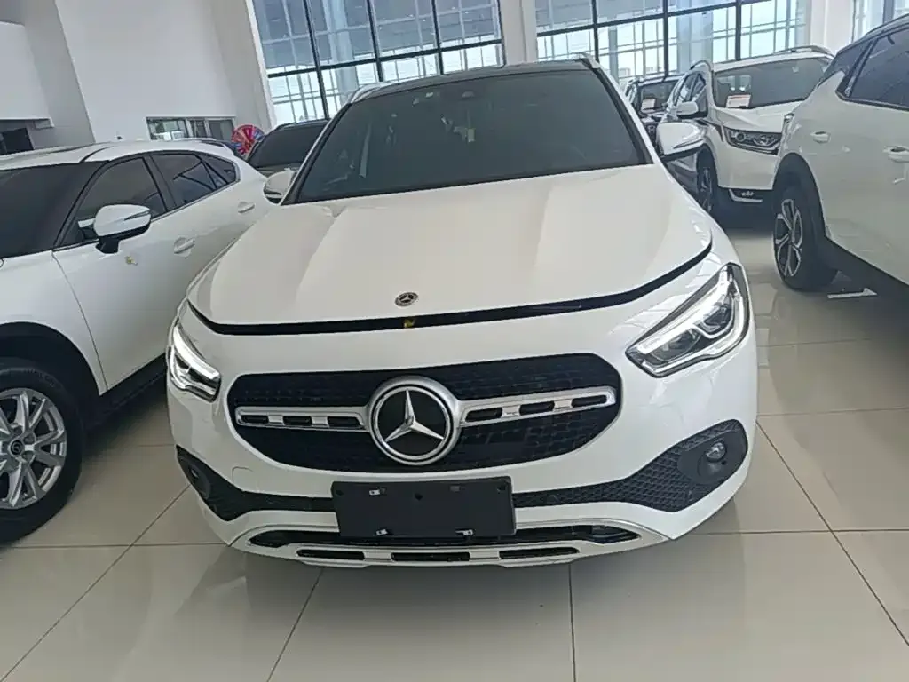 Mercedes-Benz GLA — фото 4