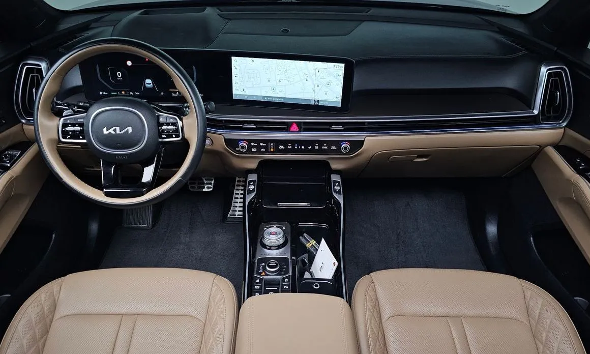 Kia Sorento — фото 9