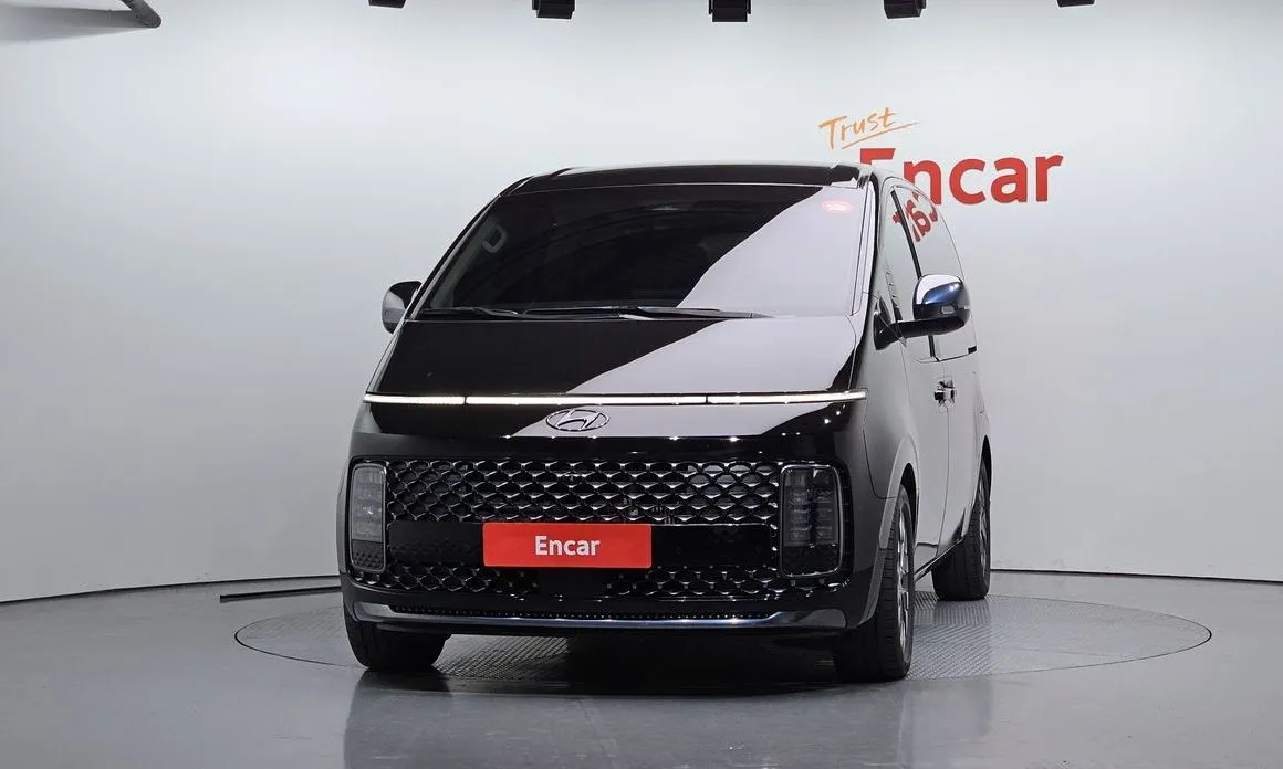 Hyundai Staria — фото 2