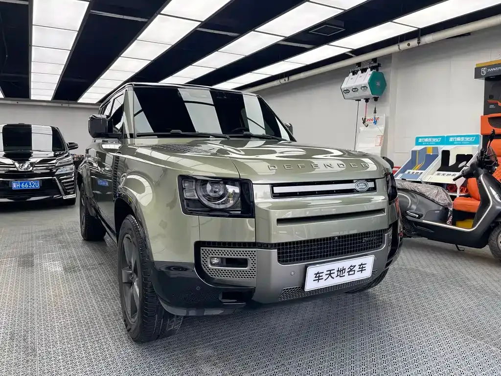 Land Rover Defender — фото 4