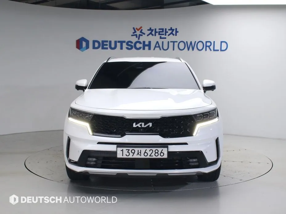 Kia Sorento — фото 8