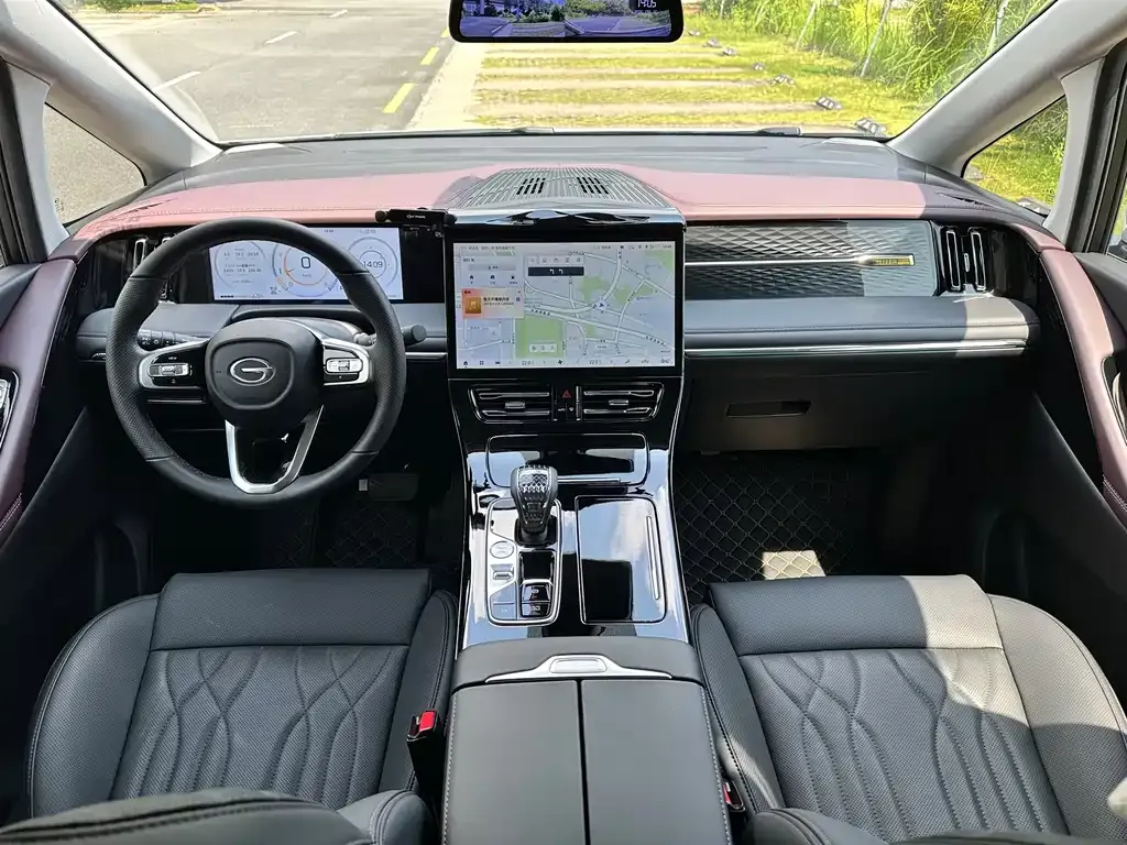 GAC Motor Trumpchi M8 — фото 2