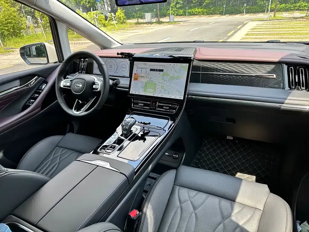 GAC Motor Trumpchi M8 — фото 3