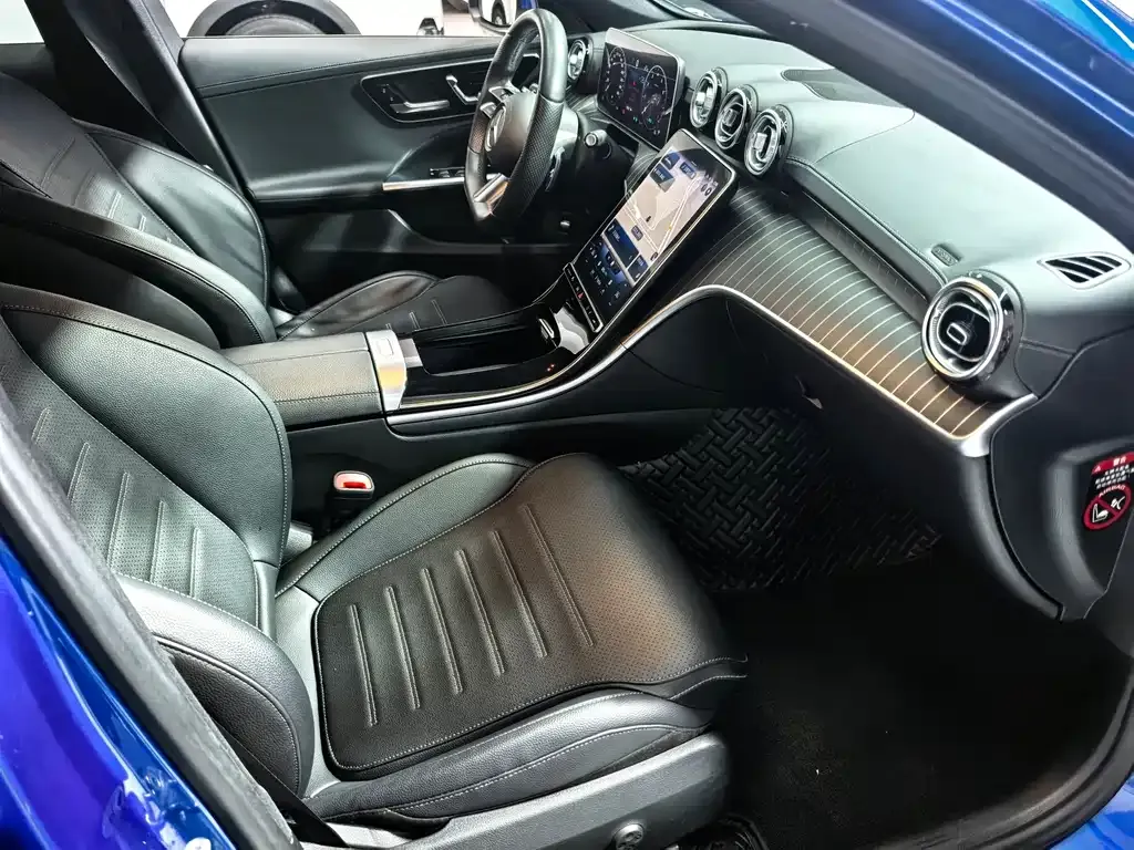 Mercedes-Benz C-Class — фото 10