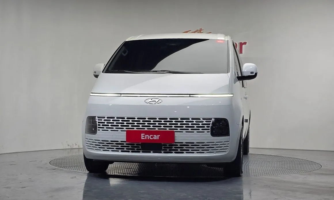 Hyundai Staria — фото 2