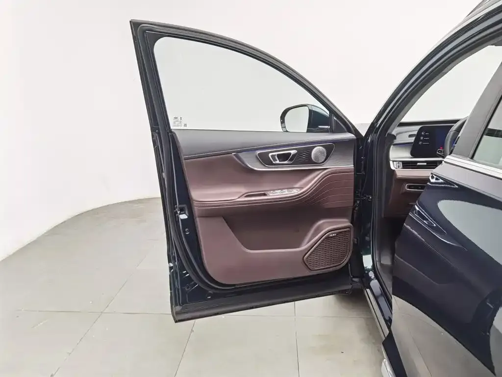 Chery Tiggo 8 PRO — фото 4