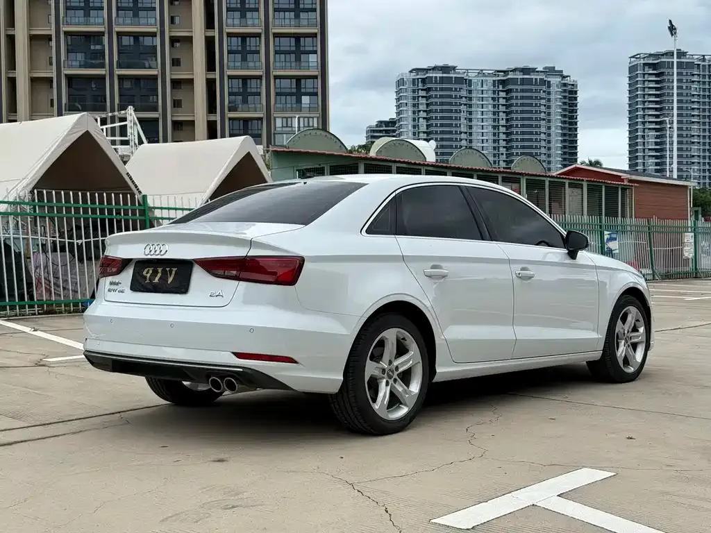 Audi A3 — фото 9