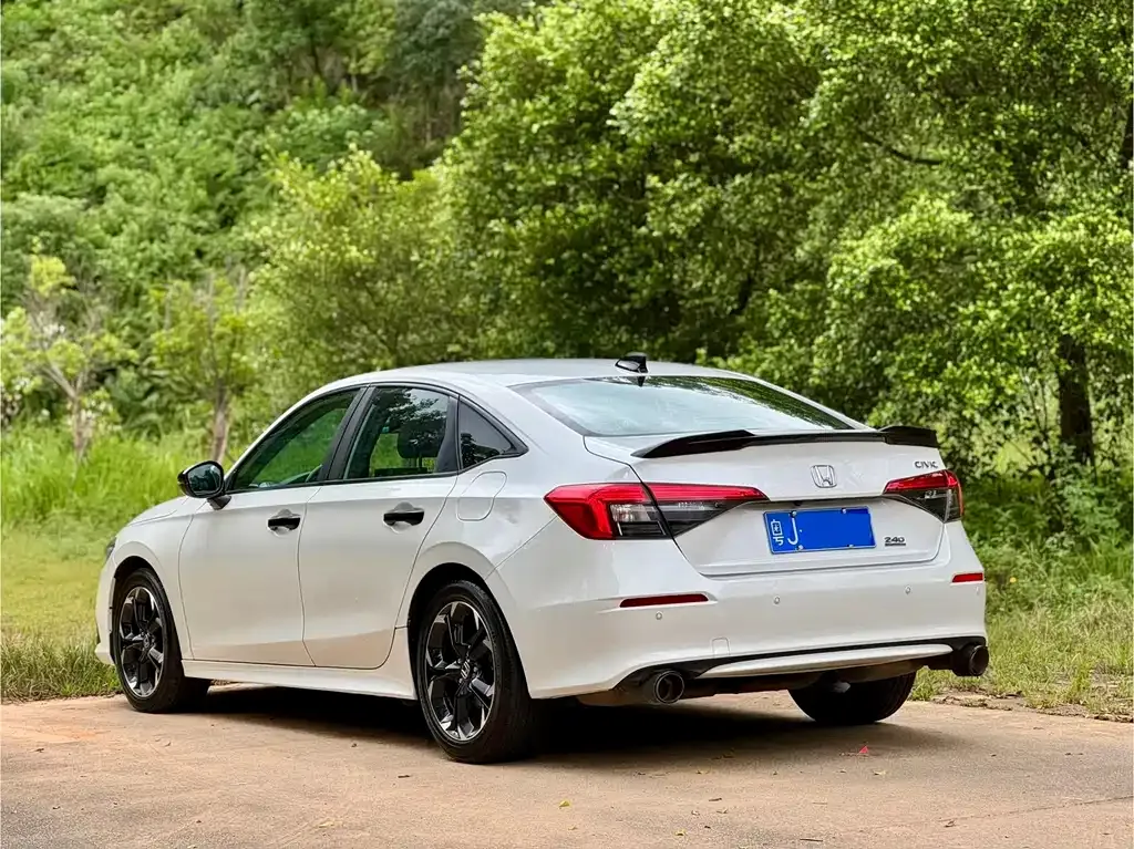 Honda Civic — фото 9