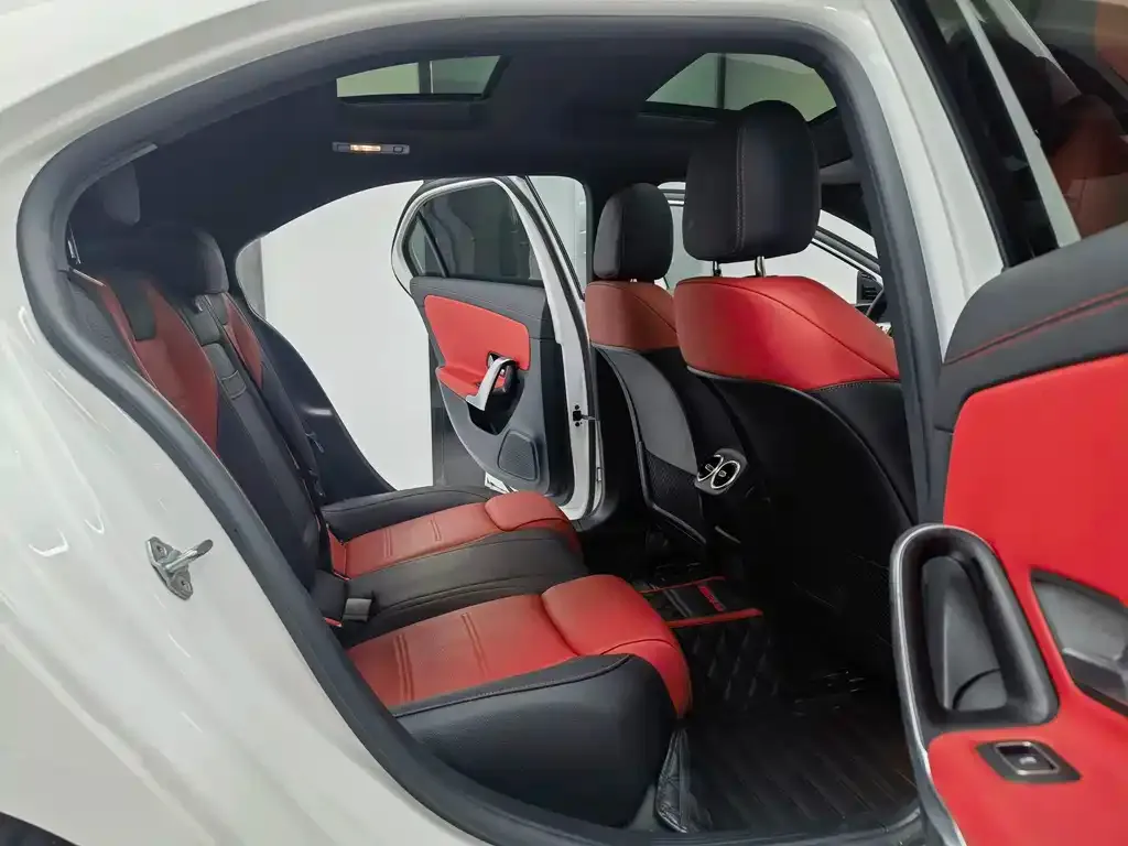 Mercedes-Benz A-Class AMG — фото 2