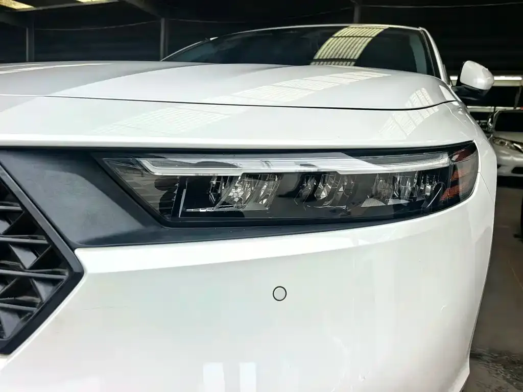 Honda Accord — фото 3