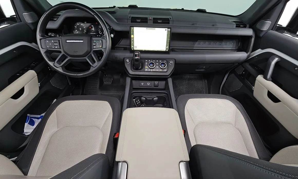 Land Rover Defender — фото 10