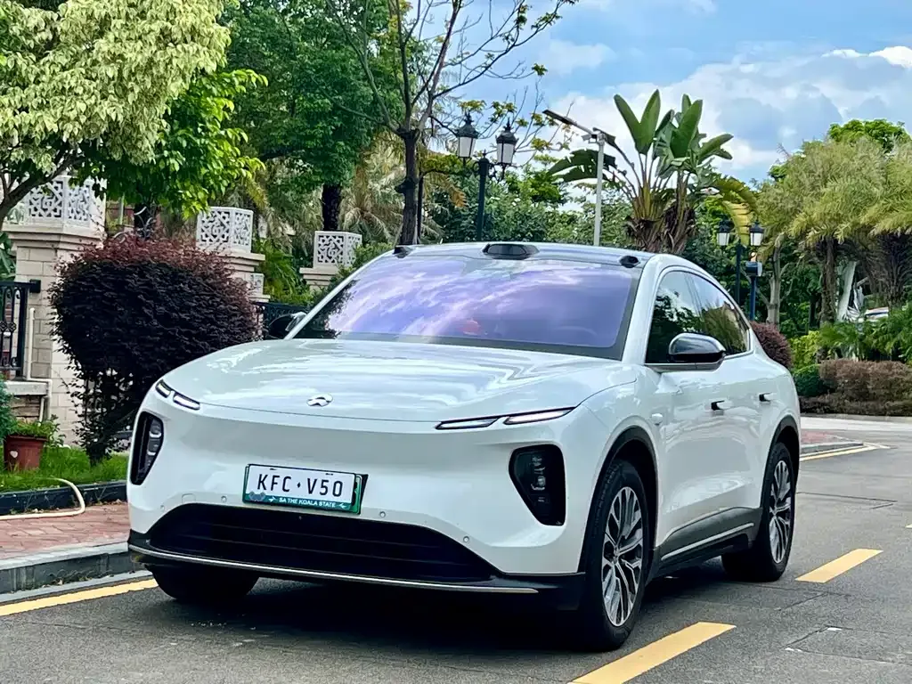 NIO EC6 — фото 1
