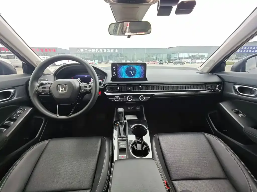 Honda Civic — фото 5
