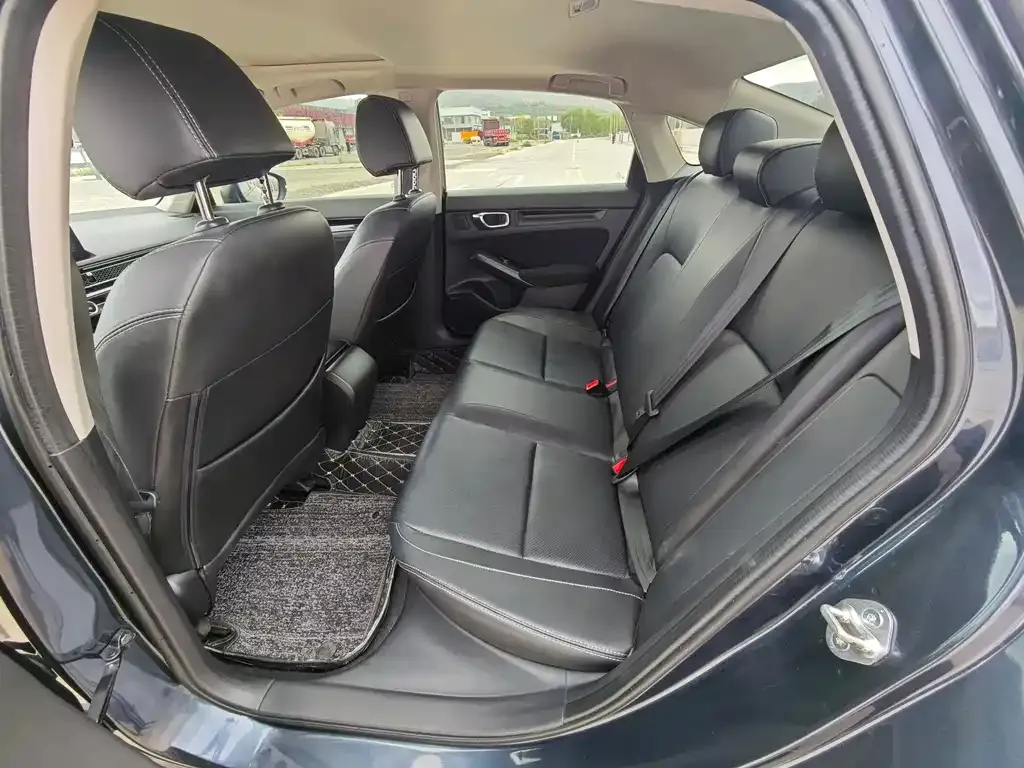 Honda Civic — фото 8