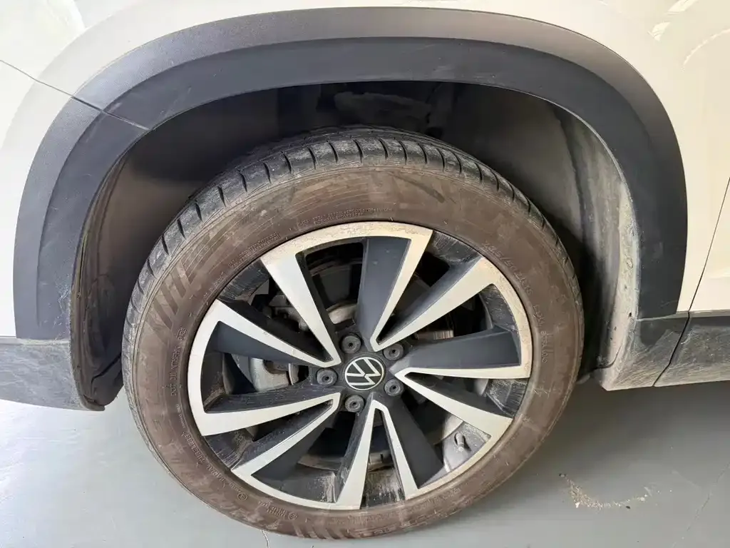 Volkswagen Tharu — фото 10