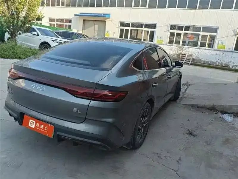 BYD Qin L — фото 6