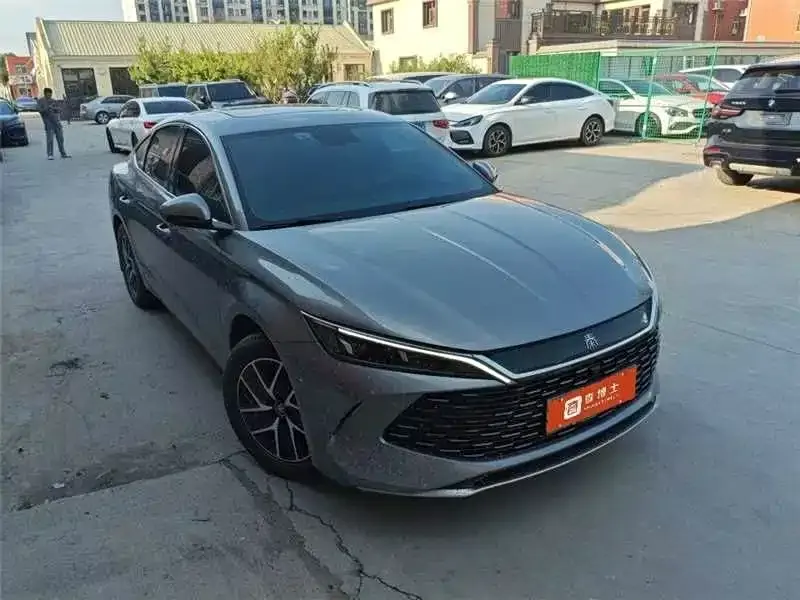 BYD Qin L — фото 10