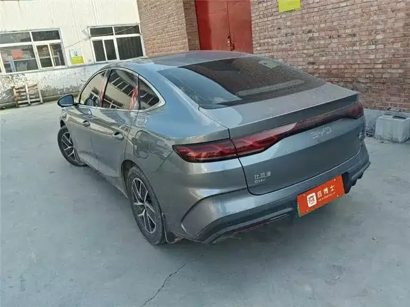 BYD Qin L — фото 5