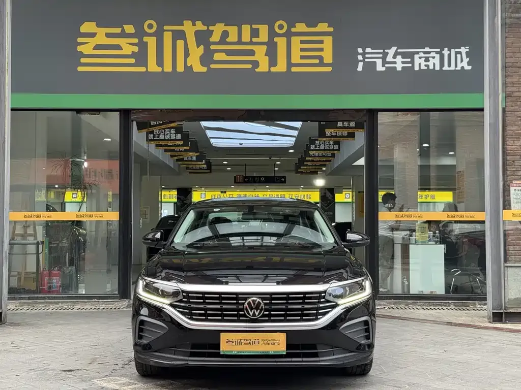 Volkswagen Passat — фото 4