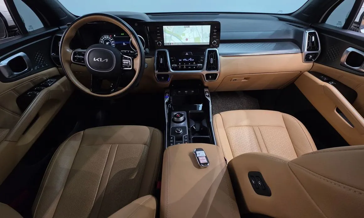 Kia Sorento — фото 9