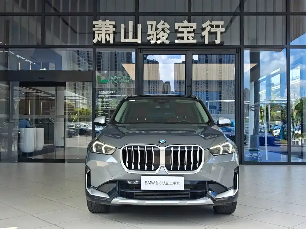 BMW X1 — фото 10