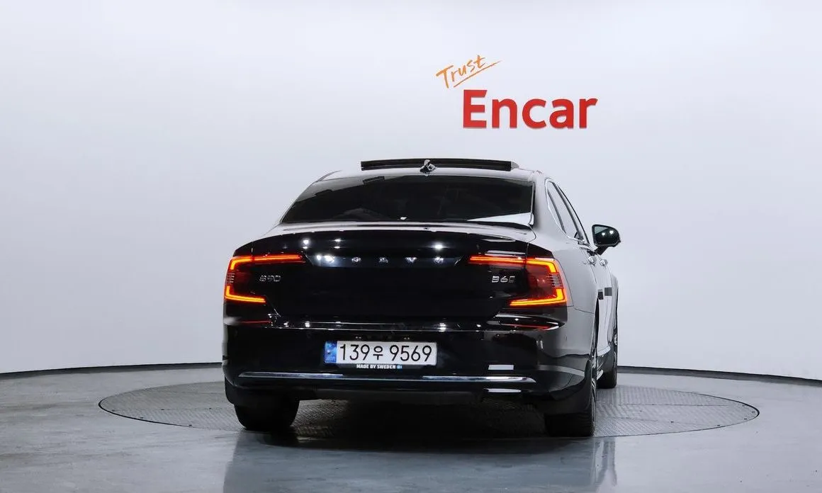 Volvo S90 — фото 10