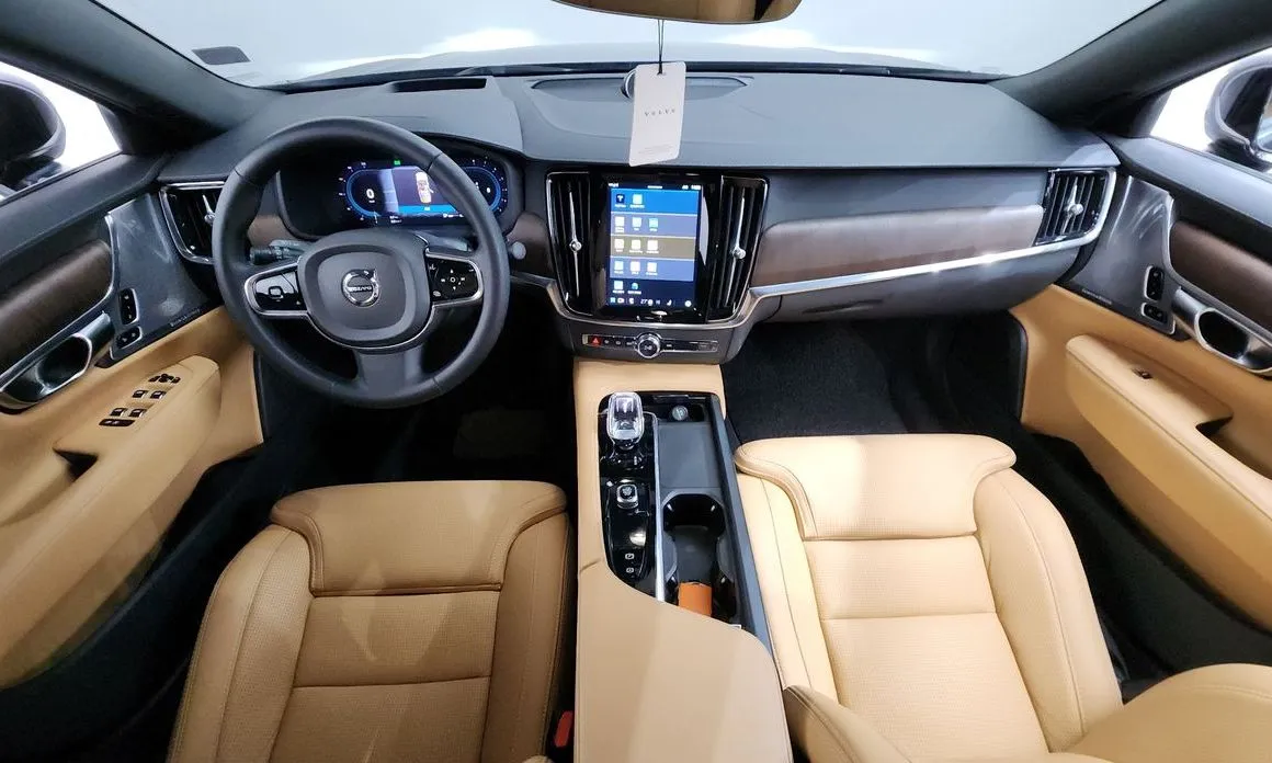 Volvo S90 — фото 3
