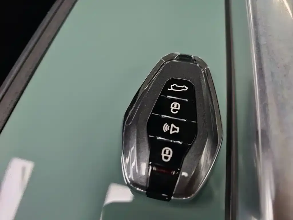 Jetour X70 C-DM — фото 2