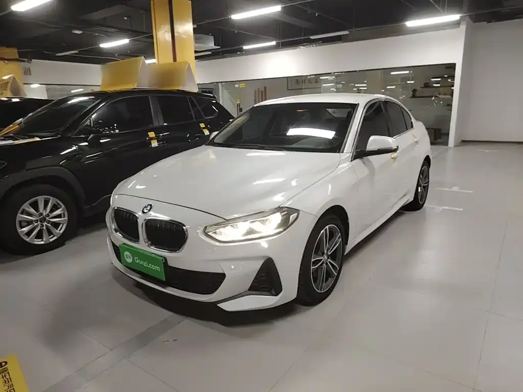 BMW 1 Series — фото 1