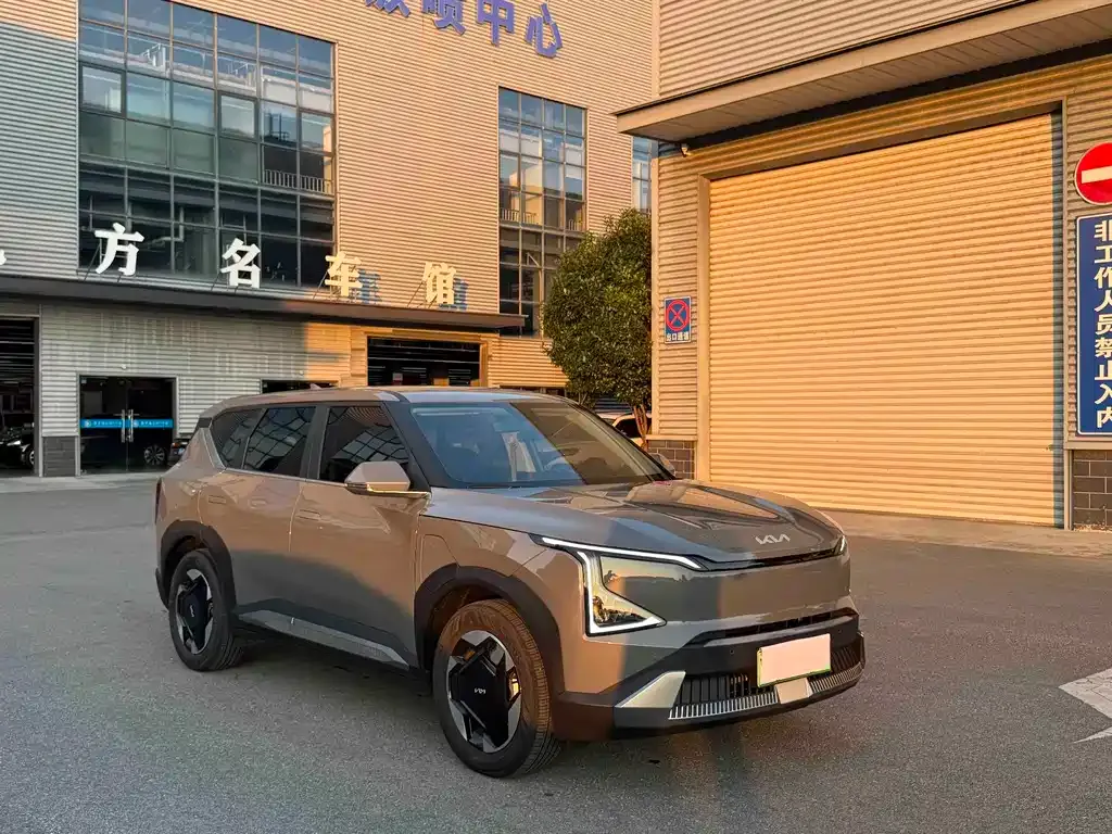 Kia EV5 — фото 10