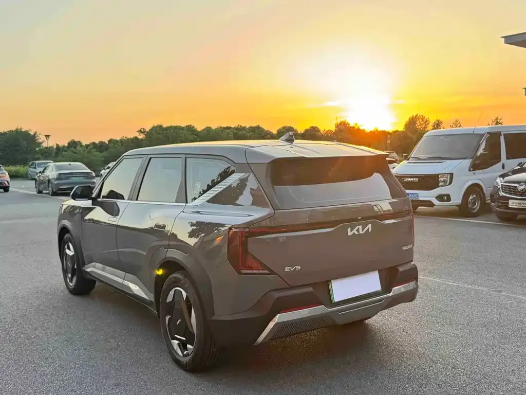 Kia EV5 — фото 3
