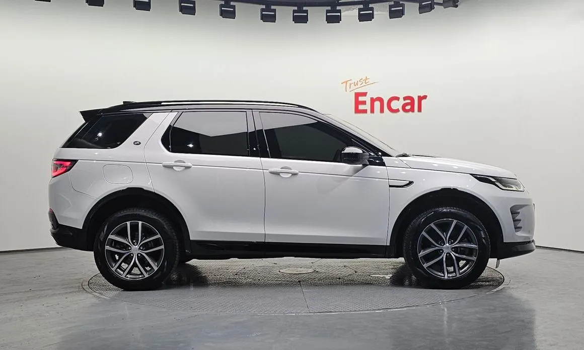 Land Rover Discovery Sport — фото 3